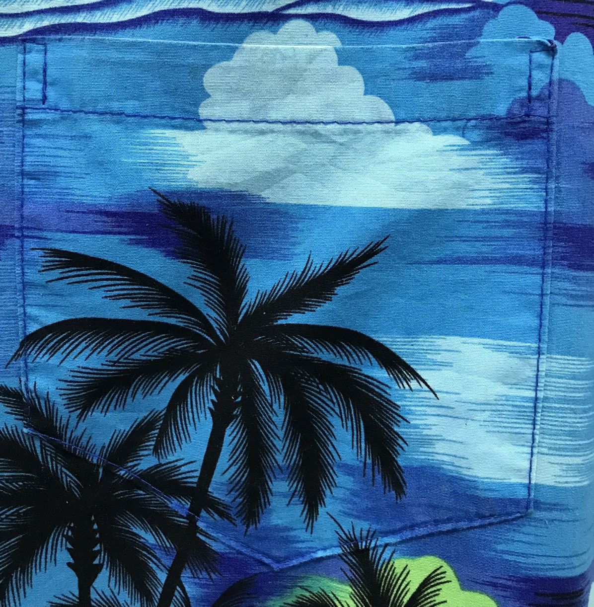 Vintage Vintage Aloha Republic Made In Hawaii Usa Shirt Button Up Size US L / EU 52-54 / 3 - 5 Thumbnail