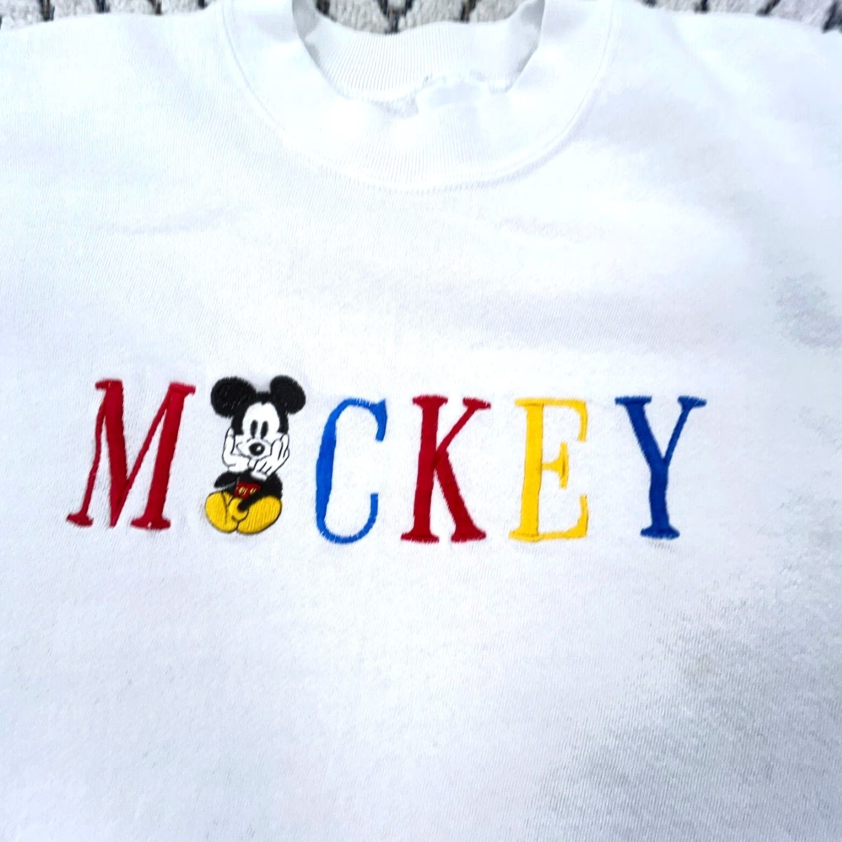 Mickey & Co. VINTAGE Mickey & Co. Sweatshirt Shirt Men XL White Embroidered Mickey Mouse 90s Graphic Print US Made Mens Size US XL / EU 56 / 4 - 3 Thumbnail
