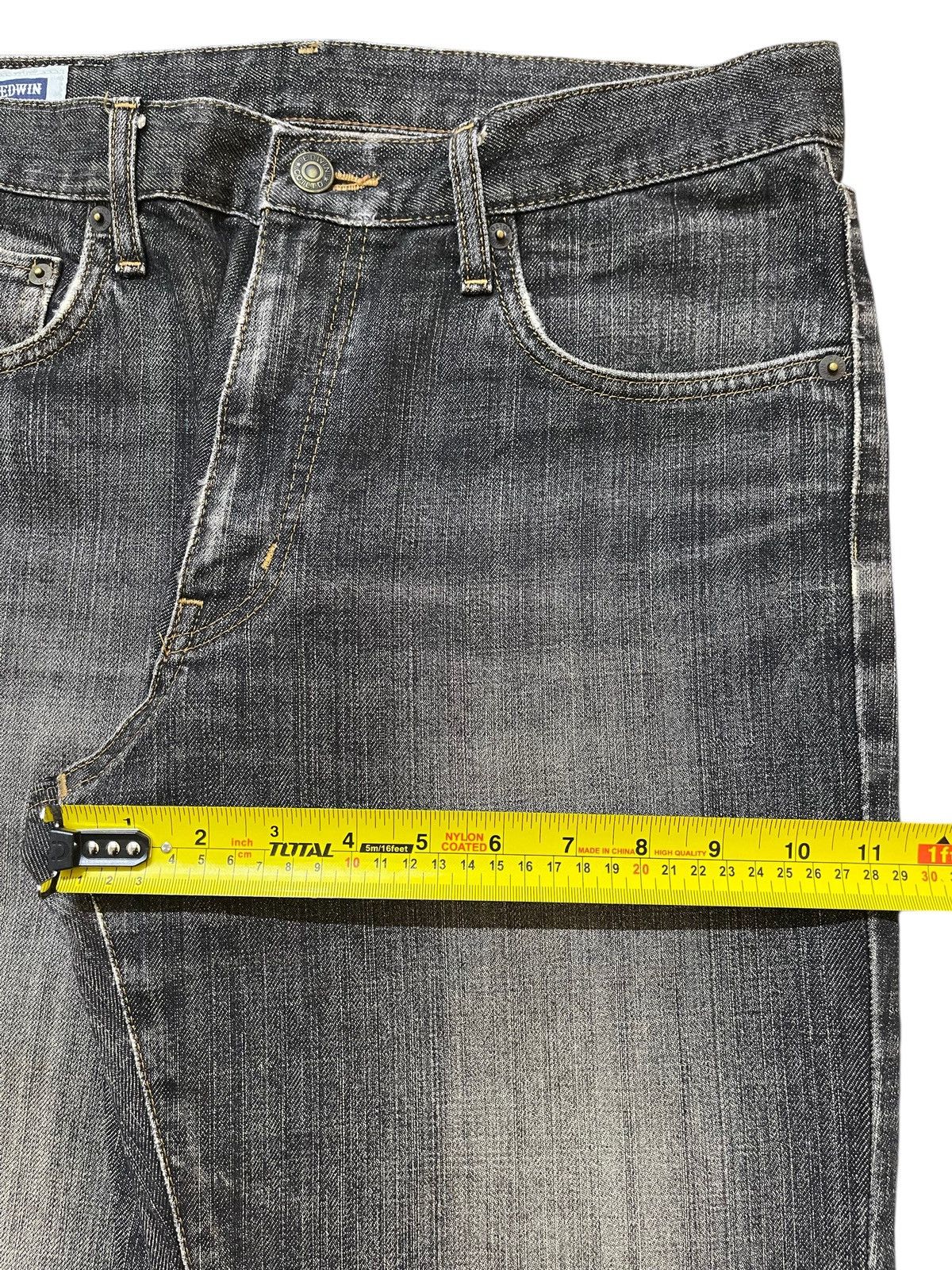 Edwin Vintage Edwin Faded Stone Wash Distress Style Loose Jeans Size US 32 / EU 48 - 16 Thumbnail