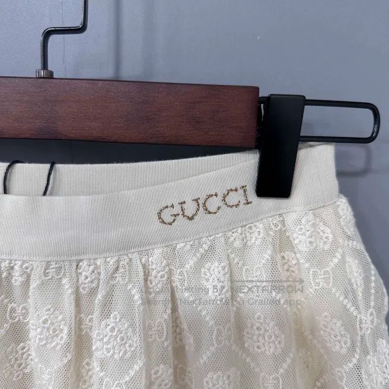 Gucci Gucci Double g full print lace cake skirt Size 30" / US 8 / IT 44 - 4 Thumbnail