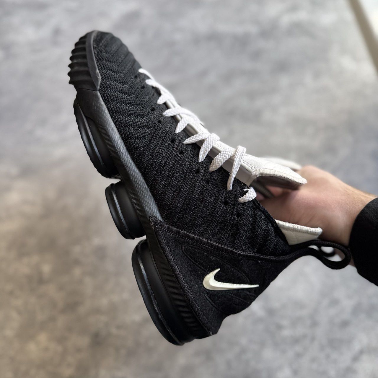 Nike Nike LeBron 16 "Four Horsemen" Size US 8 / EU 41 - 4 Thumbnail
