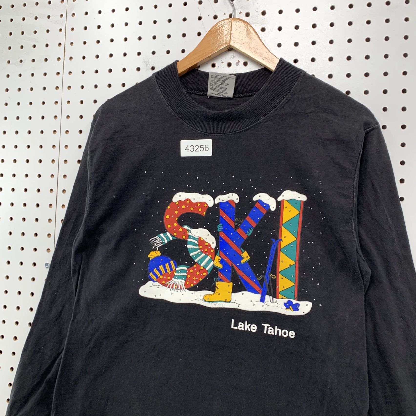 Vintage VINTAGE ONEITA T-Shirt Men M Black 90s Ski Lake Tahoe Penguin Snow Shirt Mens Medium Black 90s Theme Mens Size US M / EU 48-50 / 2 - 2 Thumbnail
