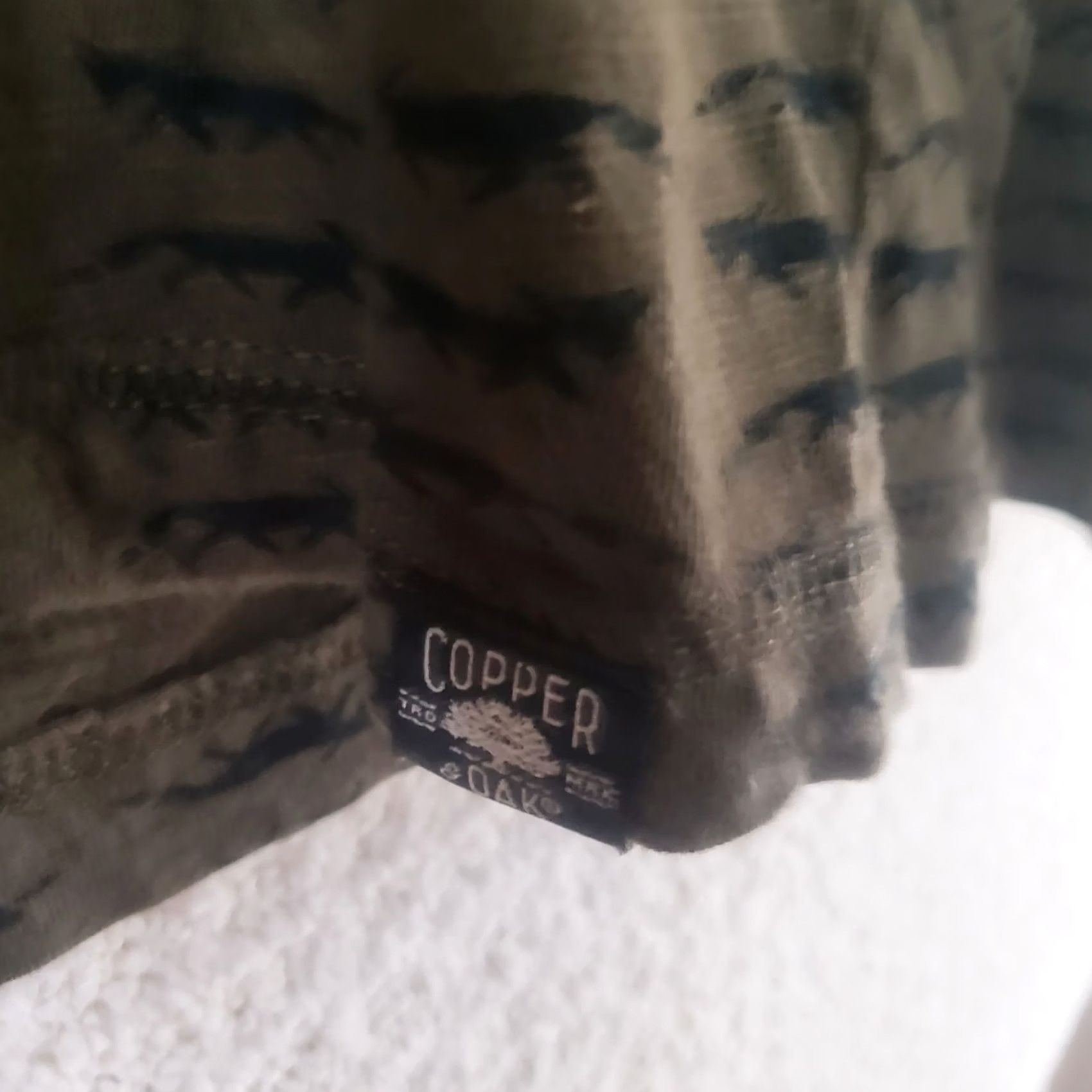 Vintage Copper and Oak Men’s L Army Green Fox Pattern Design Henley Pullover LS Shirt Size US L / EU 52-54 / 3 - 7 Thumbnail