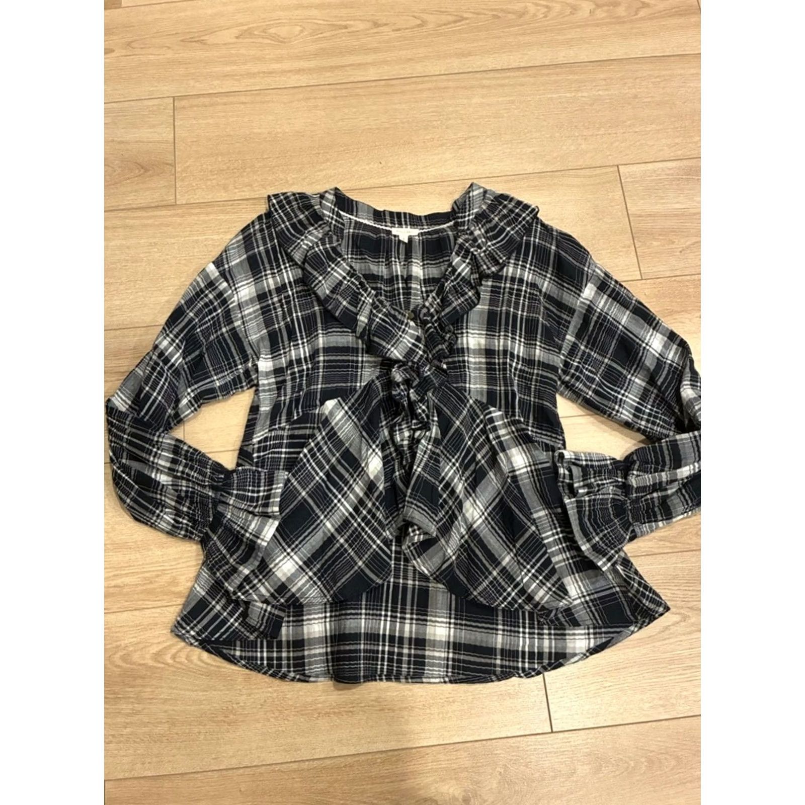 Vintage VINTAGE Pilcro x Anthropologie Blouse Long Sleeve Ruffled Plaid Black M Womens Blouse Womens M Black Size M / US 6-8 / IT 42-44 - 3 Thumbnail