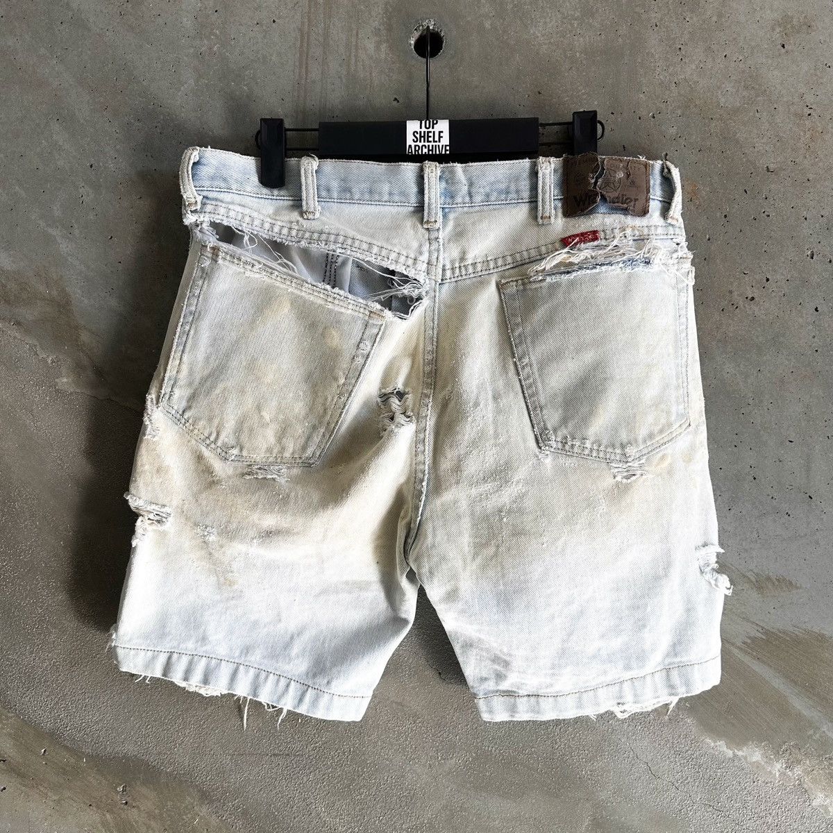 Wrangler 80s Vintage Wrangler DESTROYED Denim Shorts Size US 33 - 5 Thumbnail