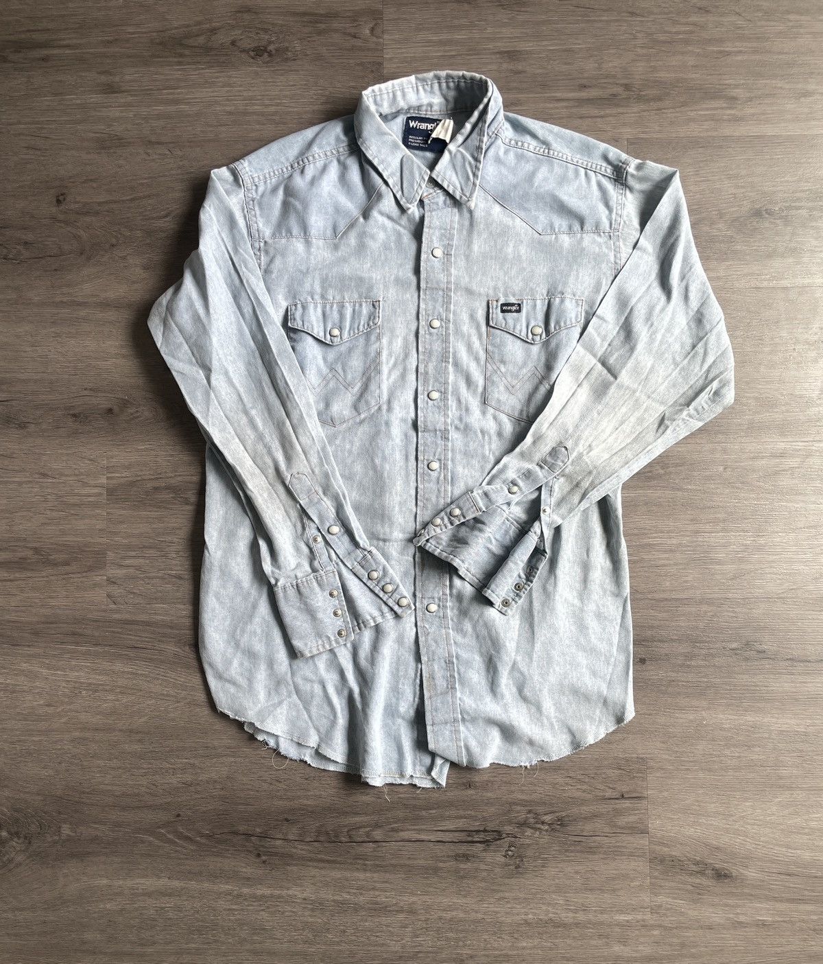 Vintage × Wrangler Vintage Wrangler “Regular Fit” Pearl Snap Denim Shirt (Sz.L) Size US L / EU 52-54 / 3 - 1 Thumbnail