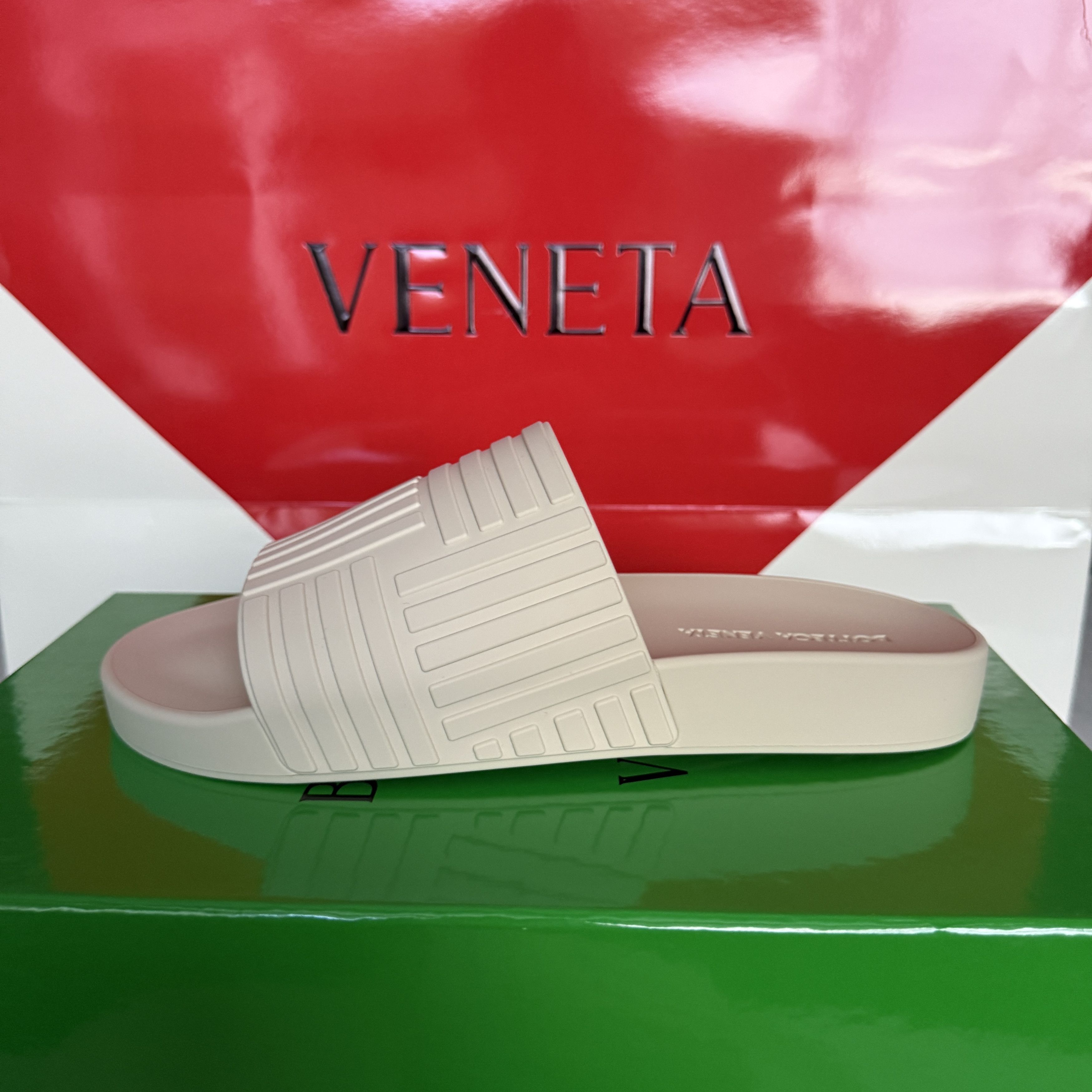 Bottega Veneta Bottega veneta 630039 Men's Off-white Rubber Slip-on Sandals Size US 8 / EU 41 - 3 Thumbnail