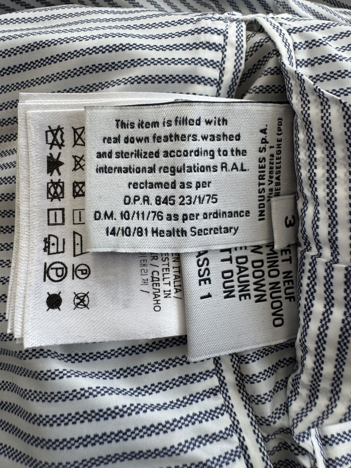 Moncler Gamme Bleu × Thom Browne Limited Edition Down Blazer by Thom Brown for Moncler Size US M / EU 48-50 / 2 - 18 Thumbnail