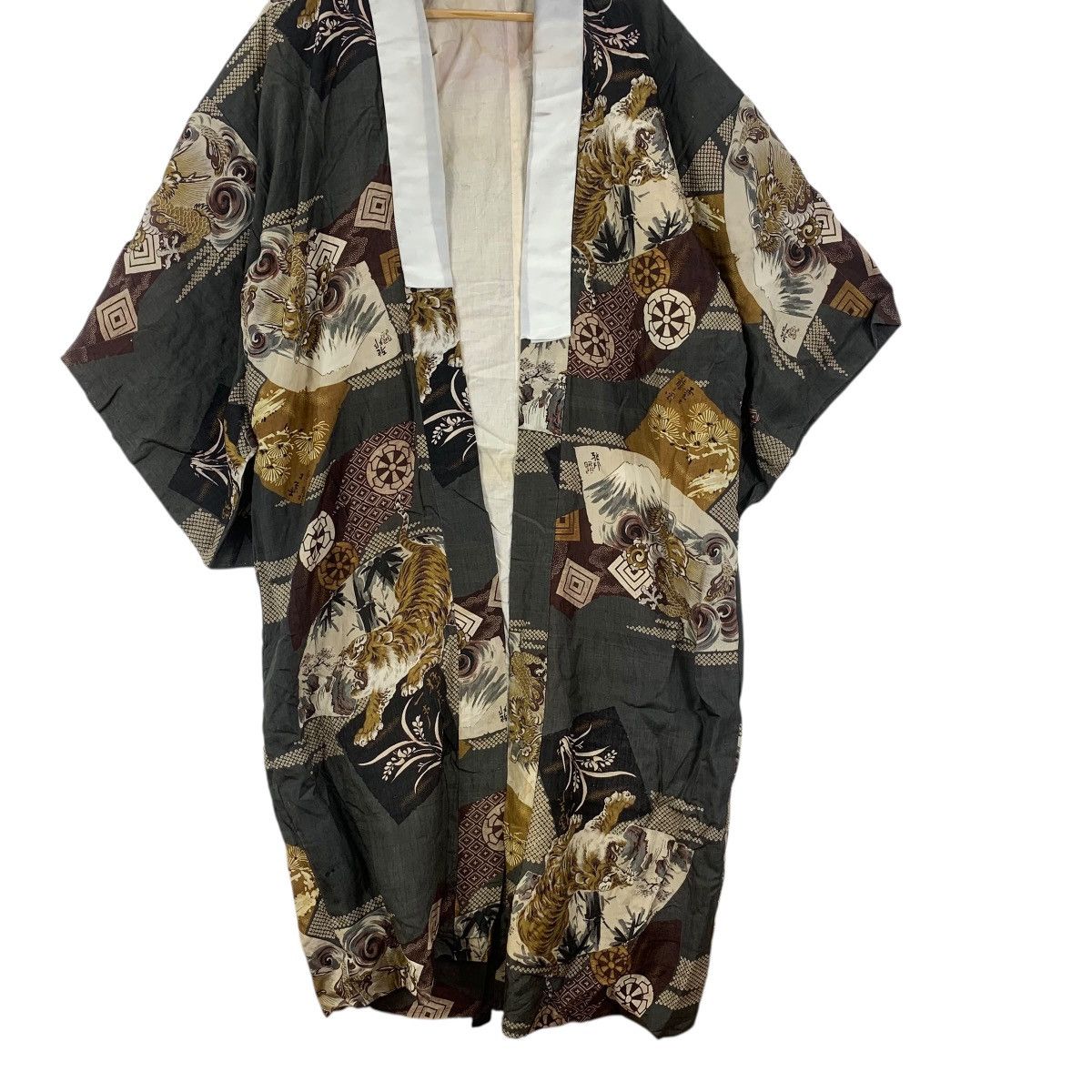 Vintage Vintage 70s KIMONO JAPAN TIGER Infinity AOP Sukajan Coat Size XXL / US 16-18 / IT 52-54 - 4 Thumbnail