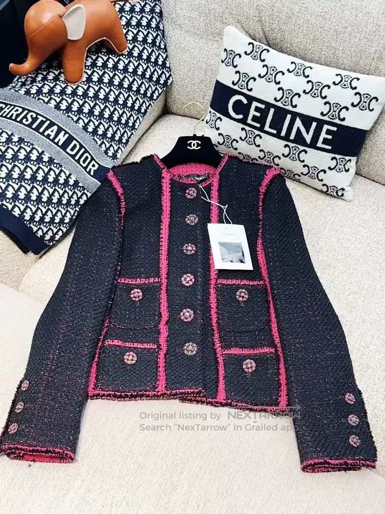 Chanel Chanel 22k show black pink edge four-pocket long-sleeved j Size XXS / US 00 / IT 34 - 1 Thumbnail