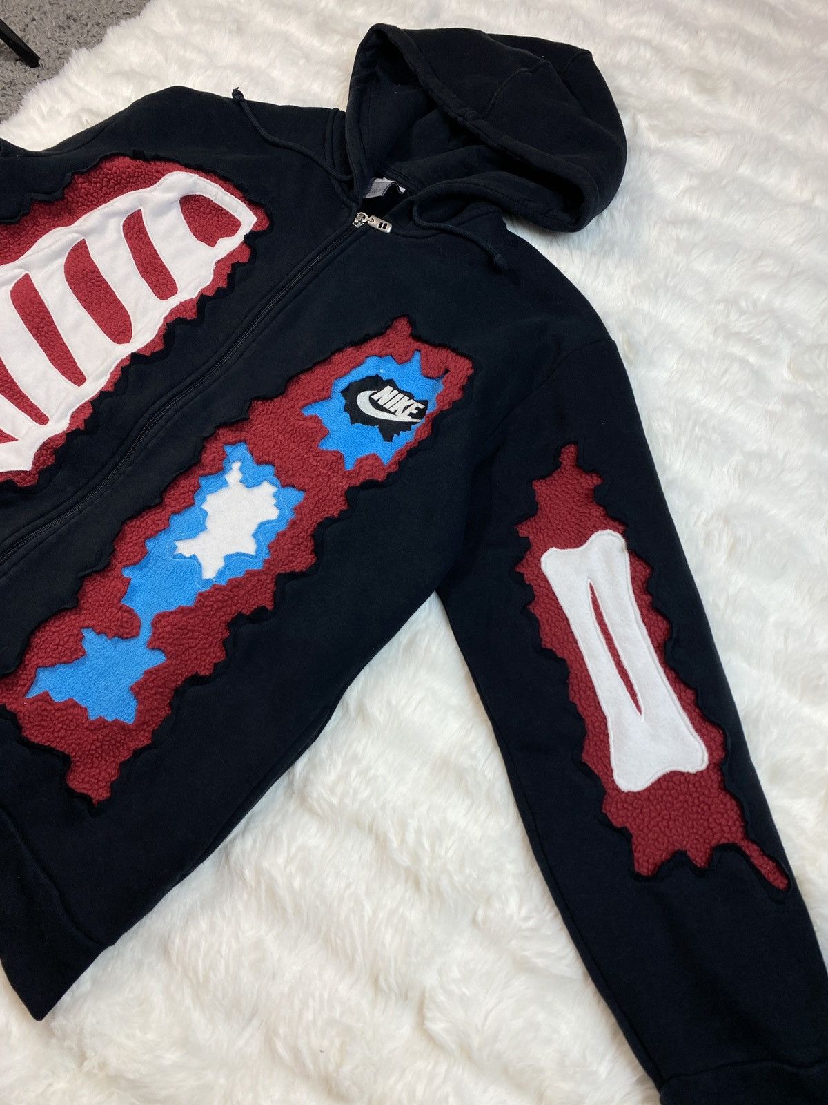 Japanese Brand × Nike × Vintage Nike Custom Skeleton Zip Up Hoodie Skull Bones Vintage Y2K Size US XL / EU 56 / 4 - 7 Thumbnail