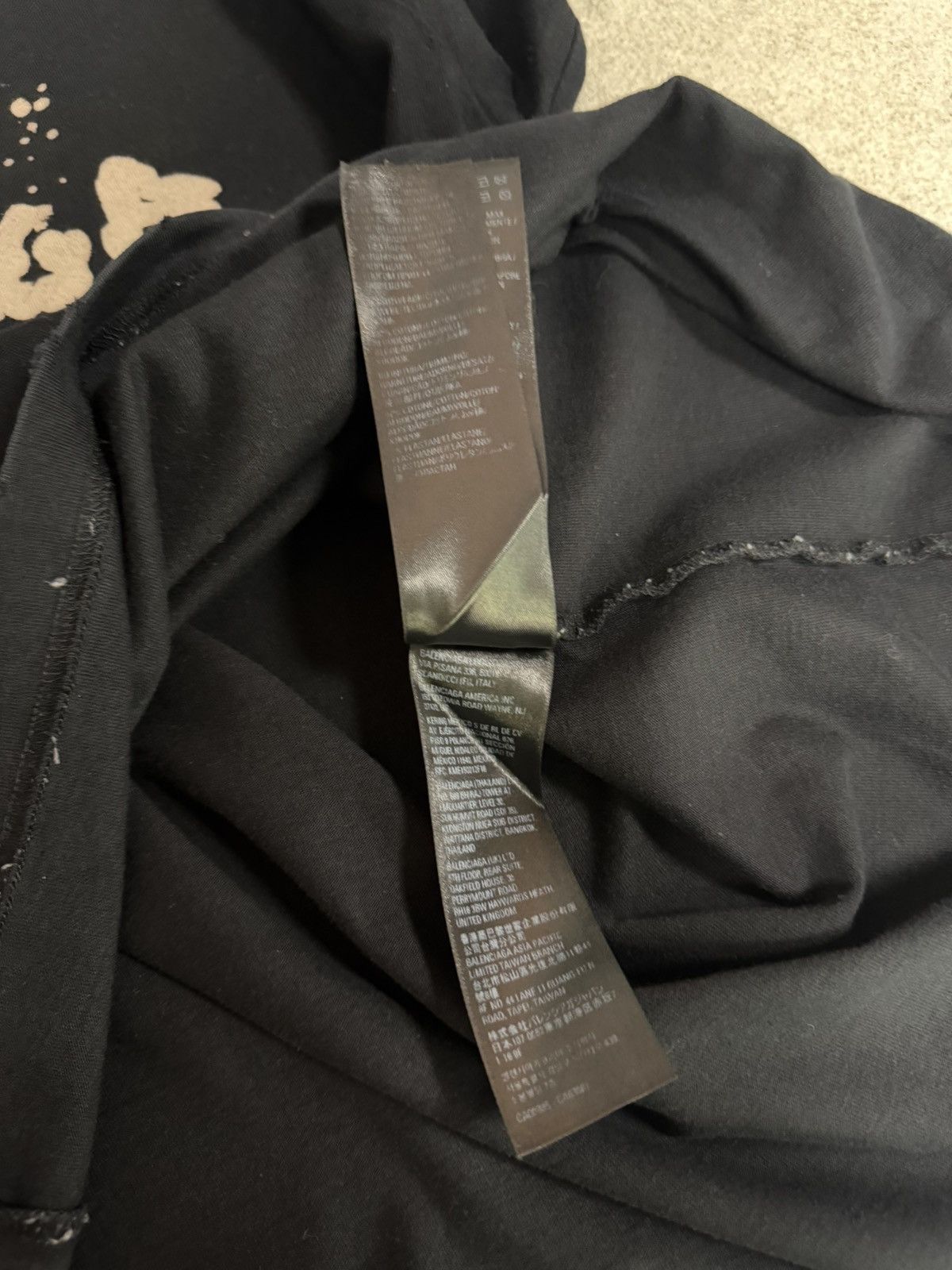 Balenciaga Balenciaga Tee Size US S / EU 44-46 / 1 - 6 Thumbnail