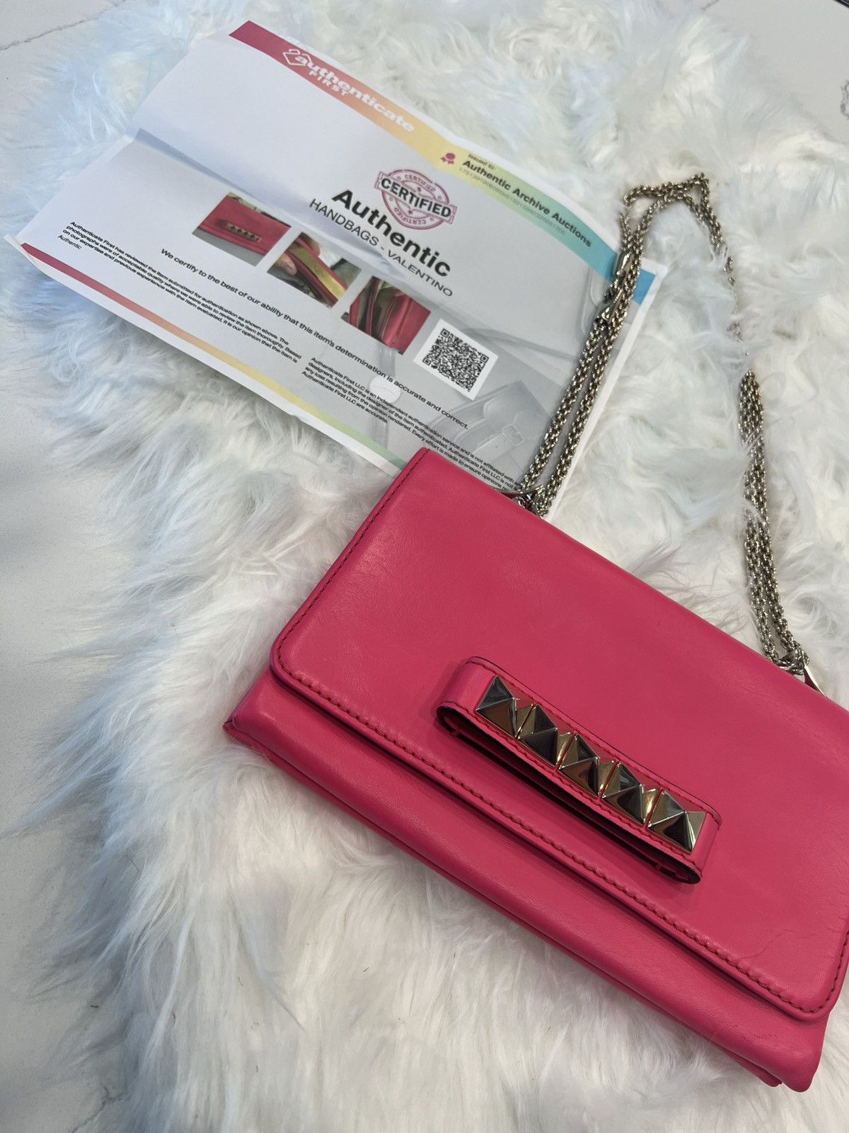 Valentino Valentino Rockstud Flap Chain Hot Pink Leather Crossbody Size ONE SIZE - 9 Thumbnail