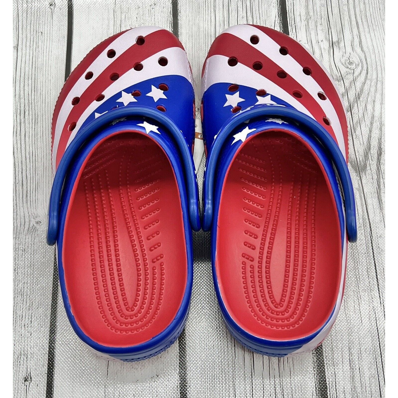 Crocs Size 7M/9W - Crocs Classic American Flag Clog - 205974 90H Size US 7 / EU 40 - 3 Thumbnail