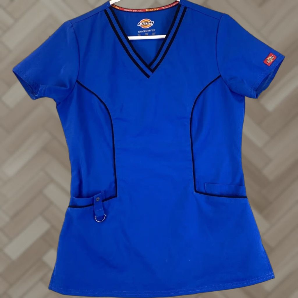 Dickies Dickies Women's Xtreme Stretch V-Neck Scrub Top Blue Size XS / 69-14 Size XS / US 0-2 / IT 36-38 - 1 Thumbnail