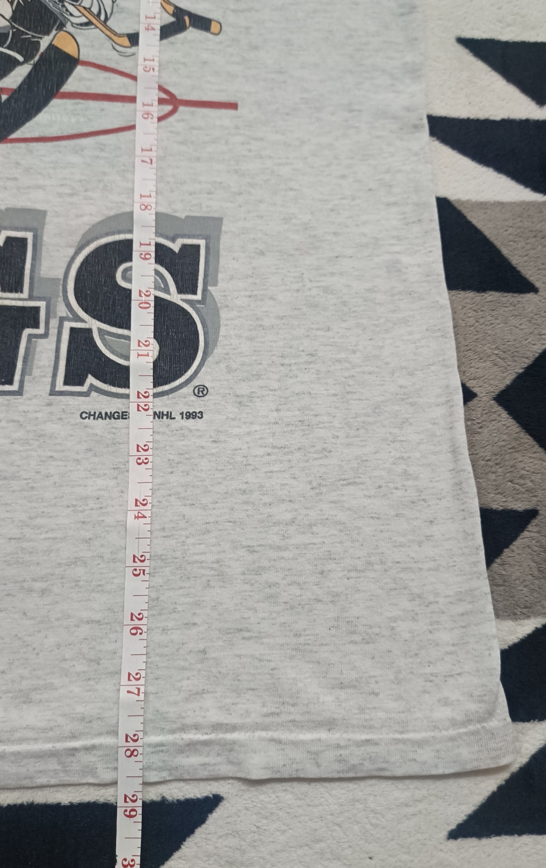Vintage 🔥🔥Rare Vintage 90s Long Angeles Kings Tazmania Tee Size US L / EU 52-54 / 3 - 9 Thumbnail