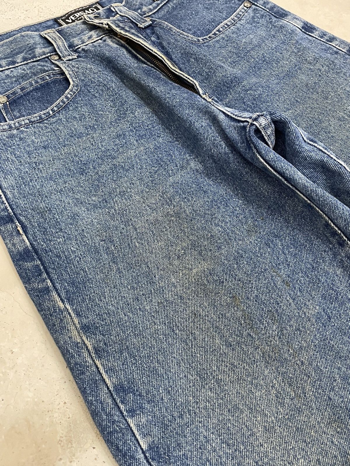 Versace Jeans Couture × Vintage Vintage Ittiere Versace Jeans Couture Luxury Denim Size US 28 / EU 44 - 10 Thumbnail