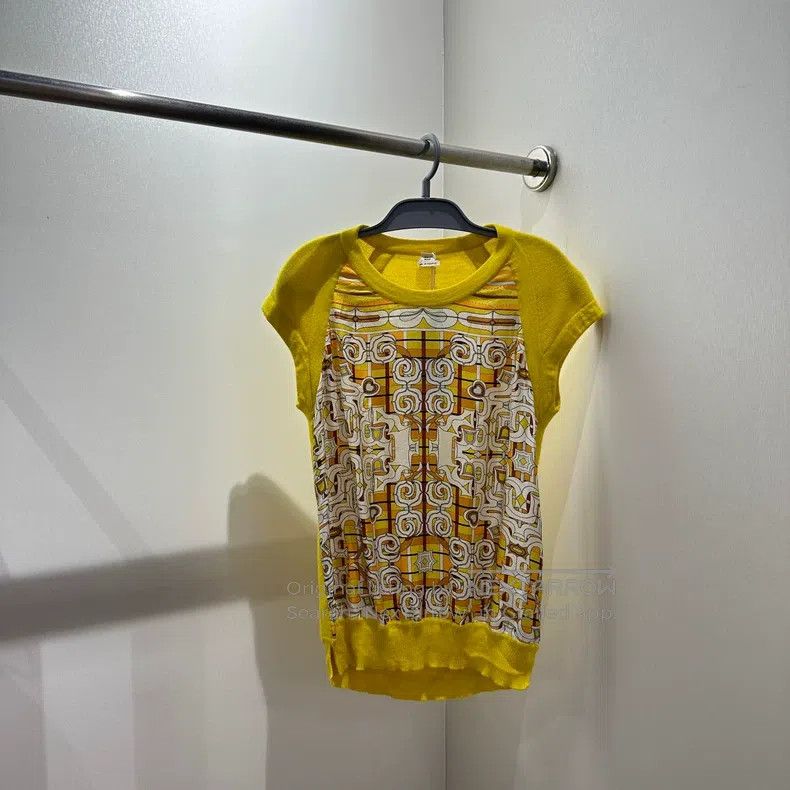 Hermes Hermes Printed Pattern Wool and Silk Short Sleeve Size XS / US 0-2 / IT 36-38 - 1 Thumbnail