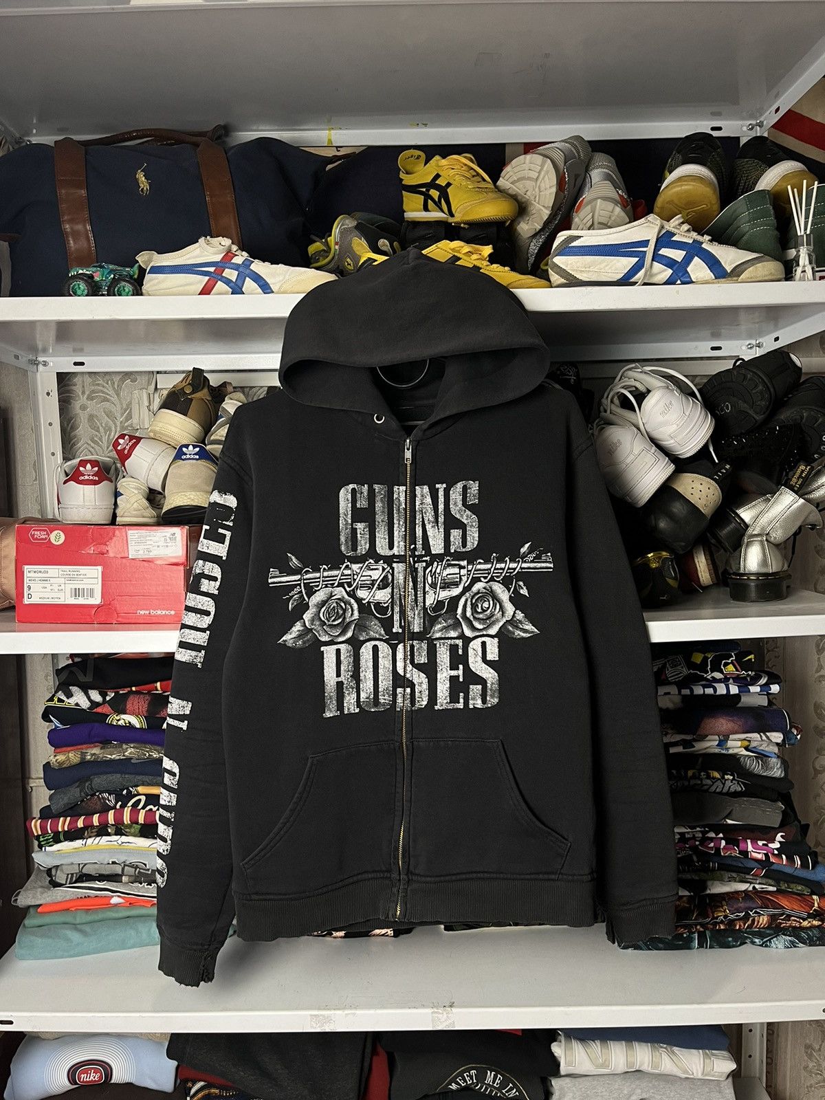 Band Tees Vintage Guns N Roses Distressed Faded Zip Hoodie Size US M / EU 48-50 / 2 - 1 Thumbnail