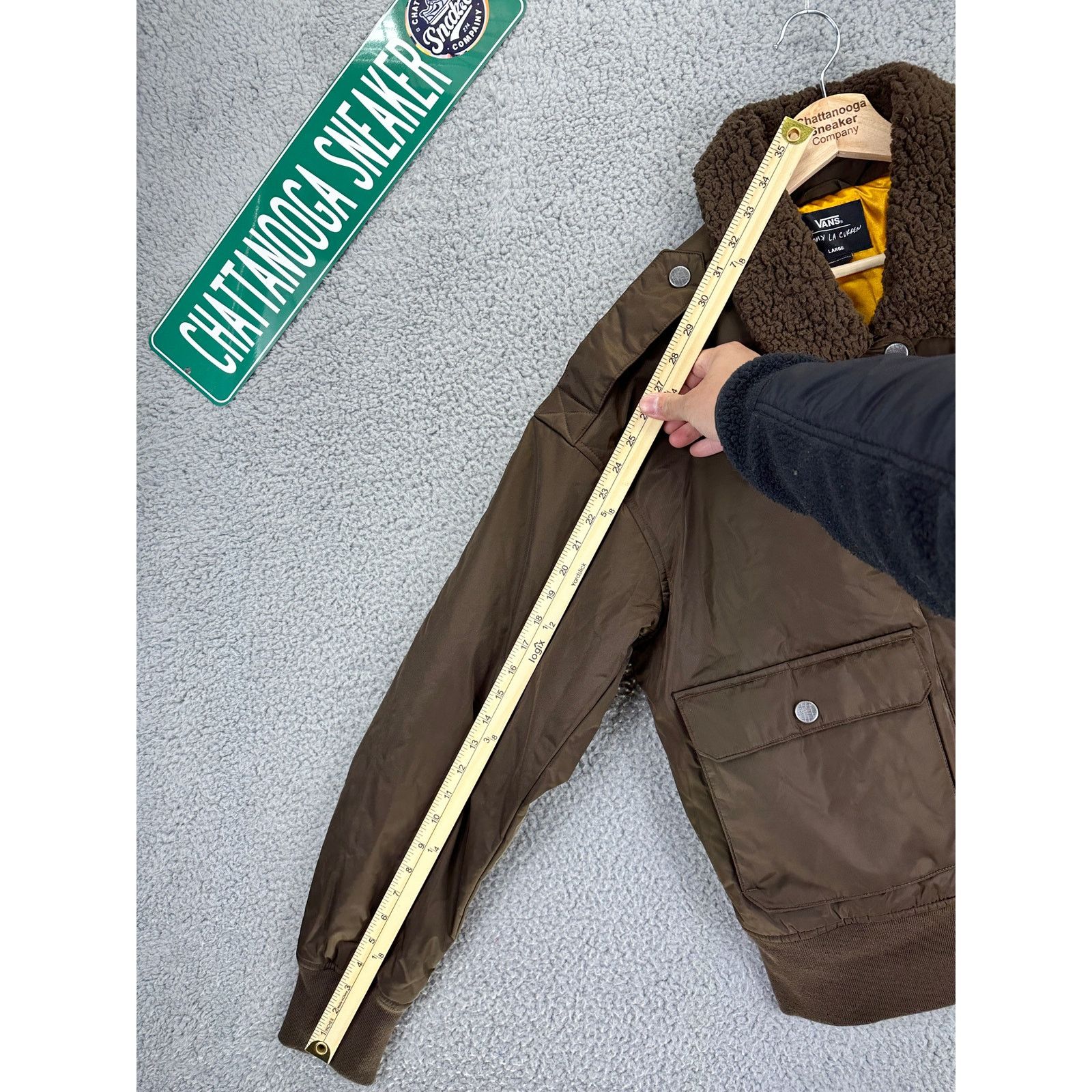 Vans Vans Jacket Womens Large Brown Curren X Knost Satin Bomber L Size L / US 10 / IT 46 - 3 Thumbnail