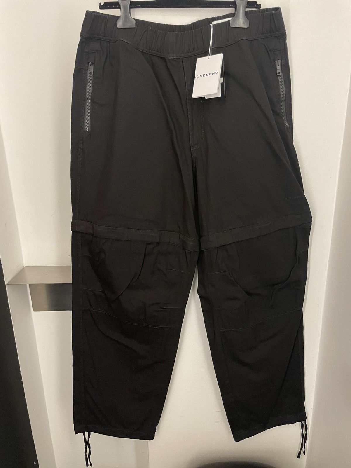 Givenchy TWO IN ONE DETACHABLE ZIP OFF PANTS Size US 36 / EU 52 - 1 Thumbnail