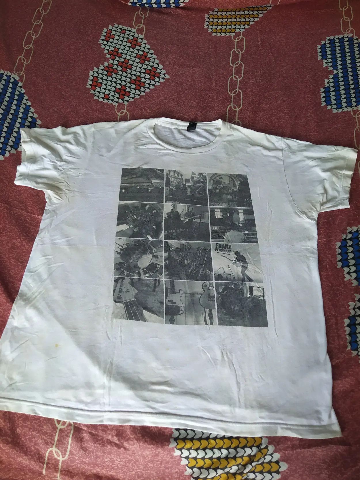 Band Tees Y2K Franz Ferdinand Graphic Collage T-Shirt Indie Rock Band Size US L / EU 52-54 / 3 - 10 Thumbnail