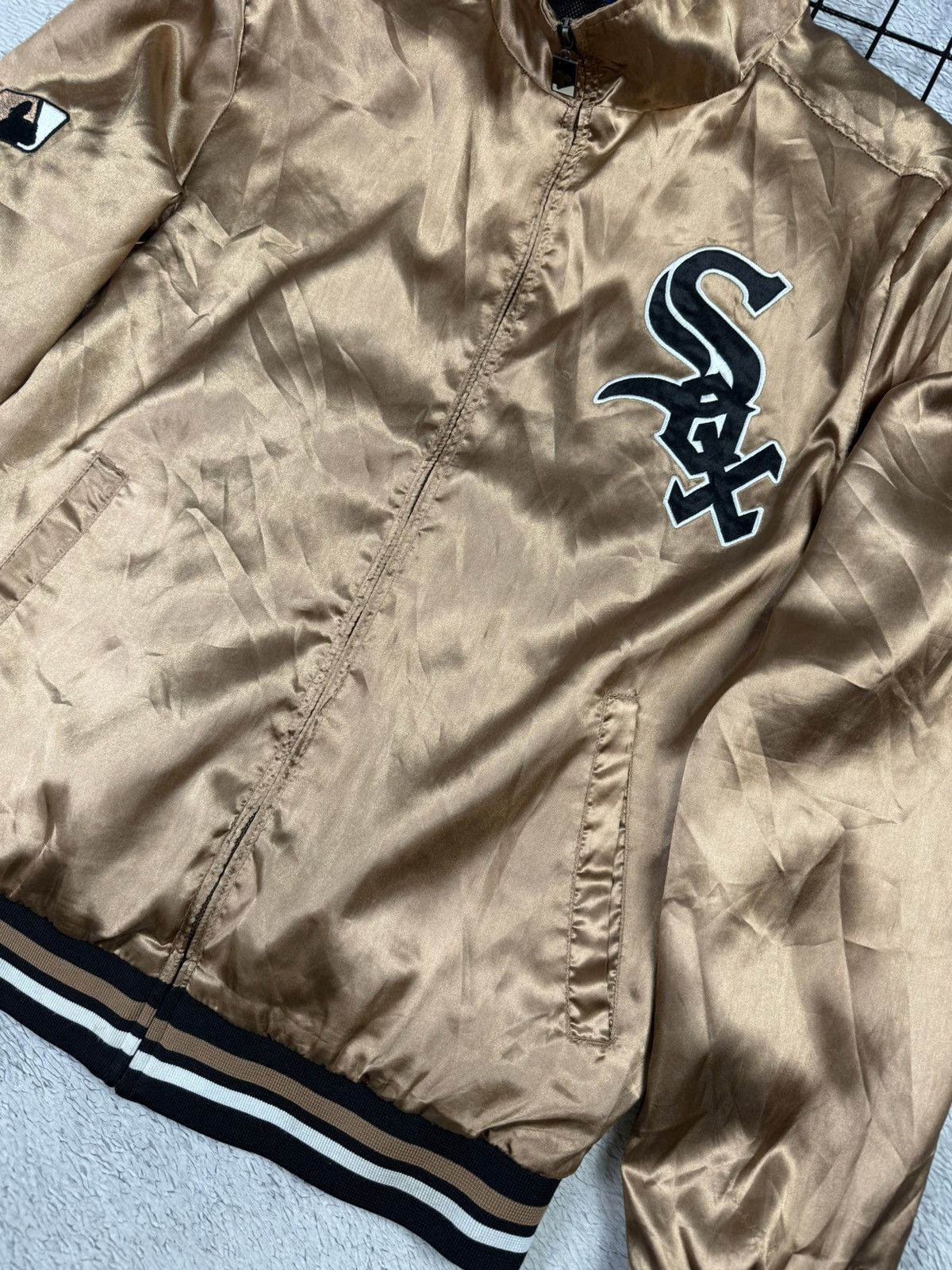 Majestic × Vintage Vintage Chicago Sox Majestic Gold Bomber Sport Jacket Size US L / EU 52-54 / 3 - 5 Thumbnail