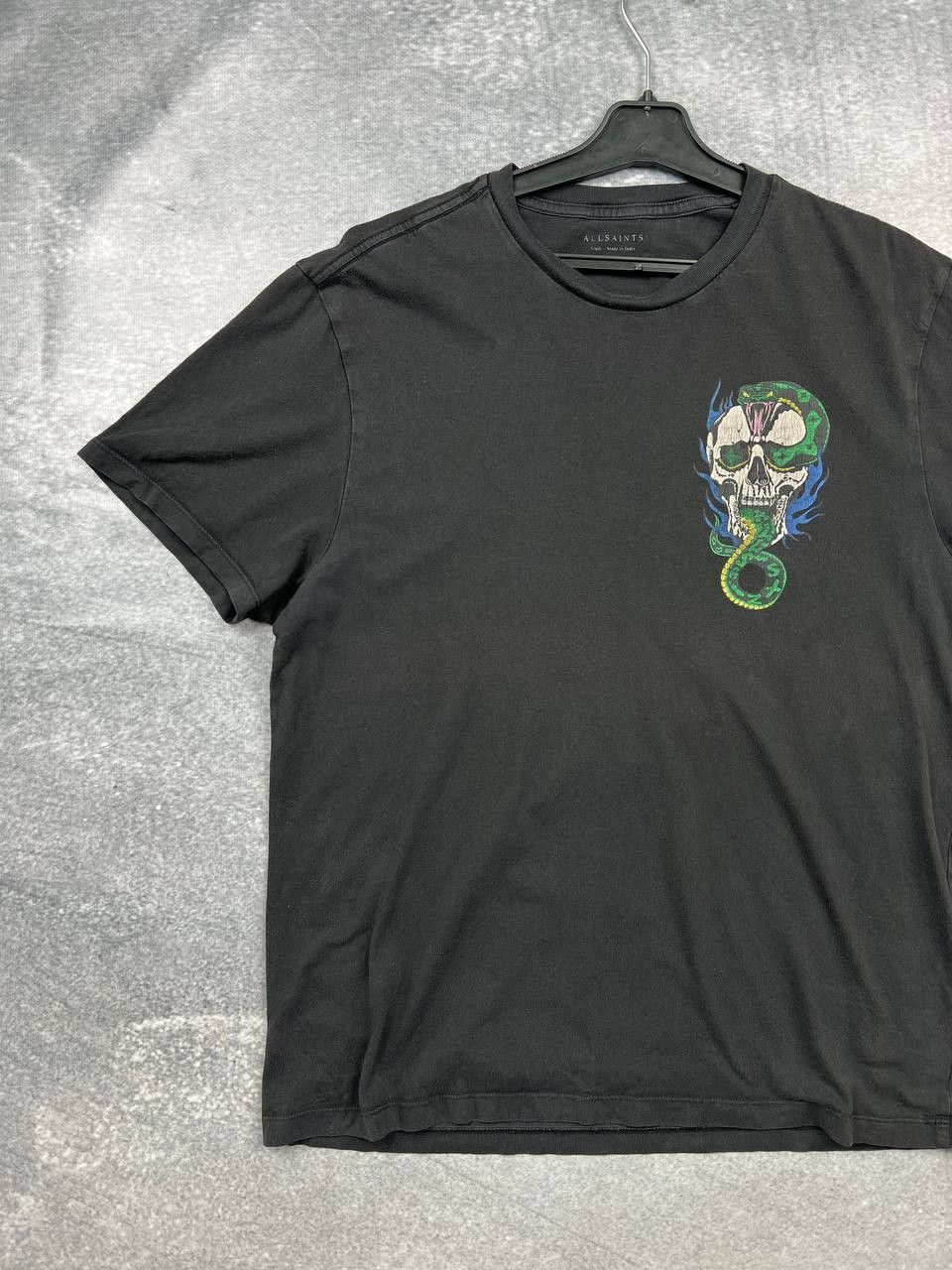 Allsaints × Japanese Brand AllSaints Adder t-shirt in washed black with back print Size US S / EU 44-46 / 1 - 2 Thumbnail