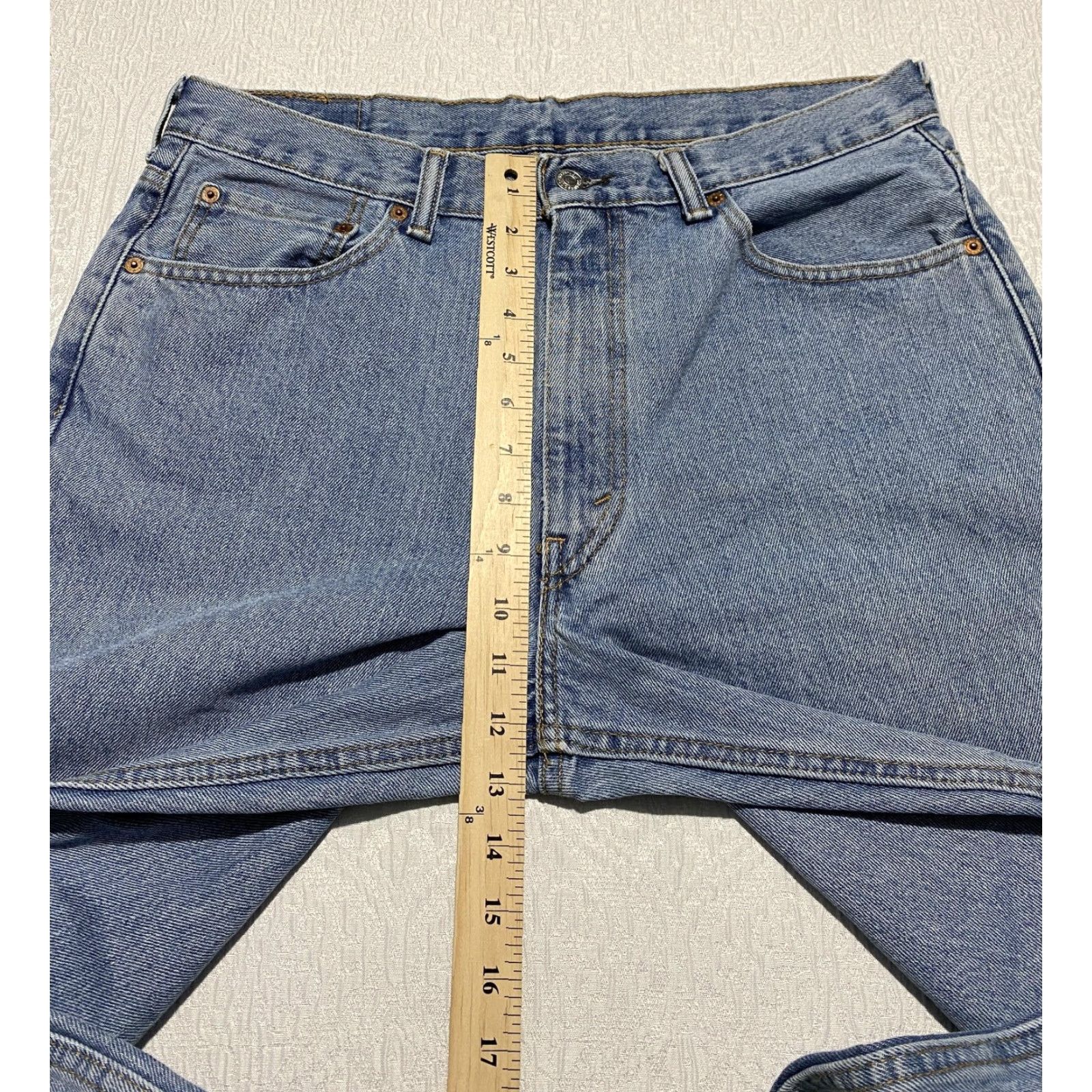 Levi's VINTAGE Levis 550 Jeans Mens 35x30 Straight Leg Denim Blue Levi's 5-Pocket Relaxed Regular Mens Jeans Size US 35 - 7 Thumbnail