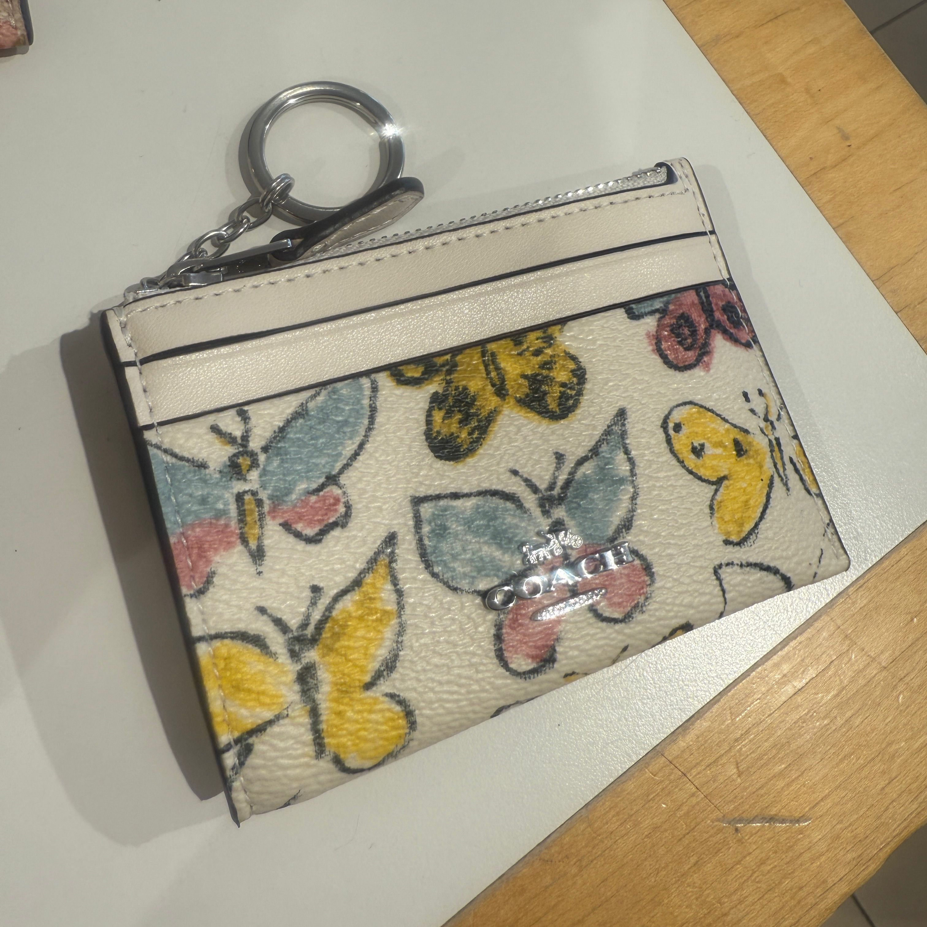Coach CAR22 Mini Skinny Id Case