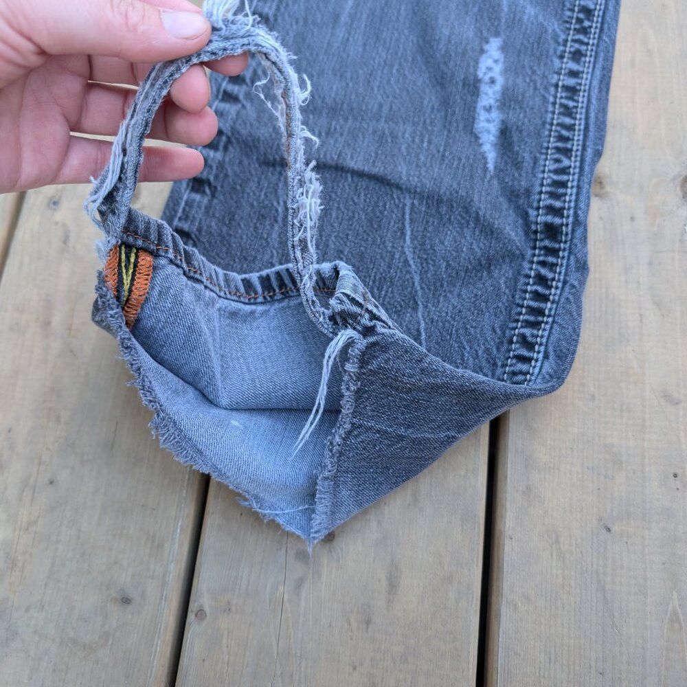 Rock Revival Rock Revival Jeans Men's 36 Blue Denim Dark Wash Faded Dist Size US 36 / EU 52 - 2 Thumbnail