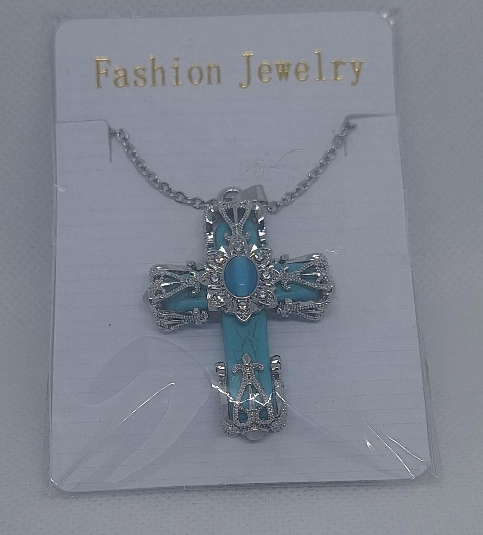 Designer Cathedral Cross Necklace ▪︎ Fashion Jewelry Size ONE SIZE - 3 Thumbnail