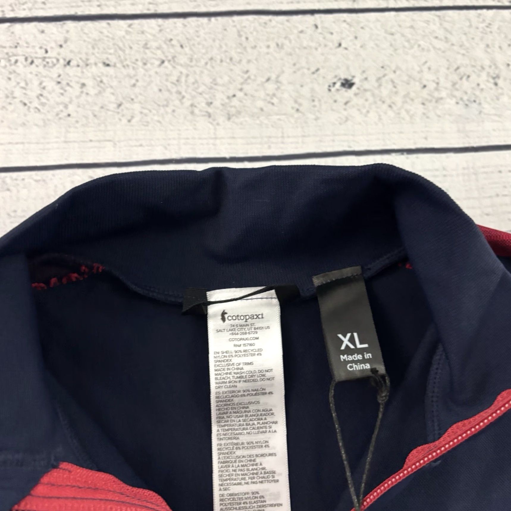 Cotopaxi VINTAGE Cotopaxi Debajo Seamless Baselayer 1/4 Zip Women's XL Ink Stripes 85 Shirt Womens XL Ink Stripes Cotopaxi Baselayer 1/4 Zip Blue 1990s? Size ONE SIZE - 4 Thumbnail