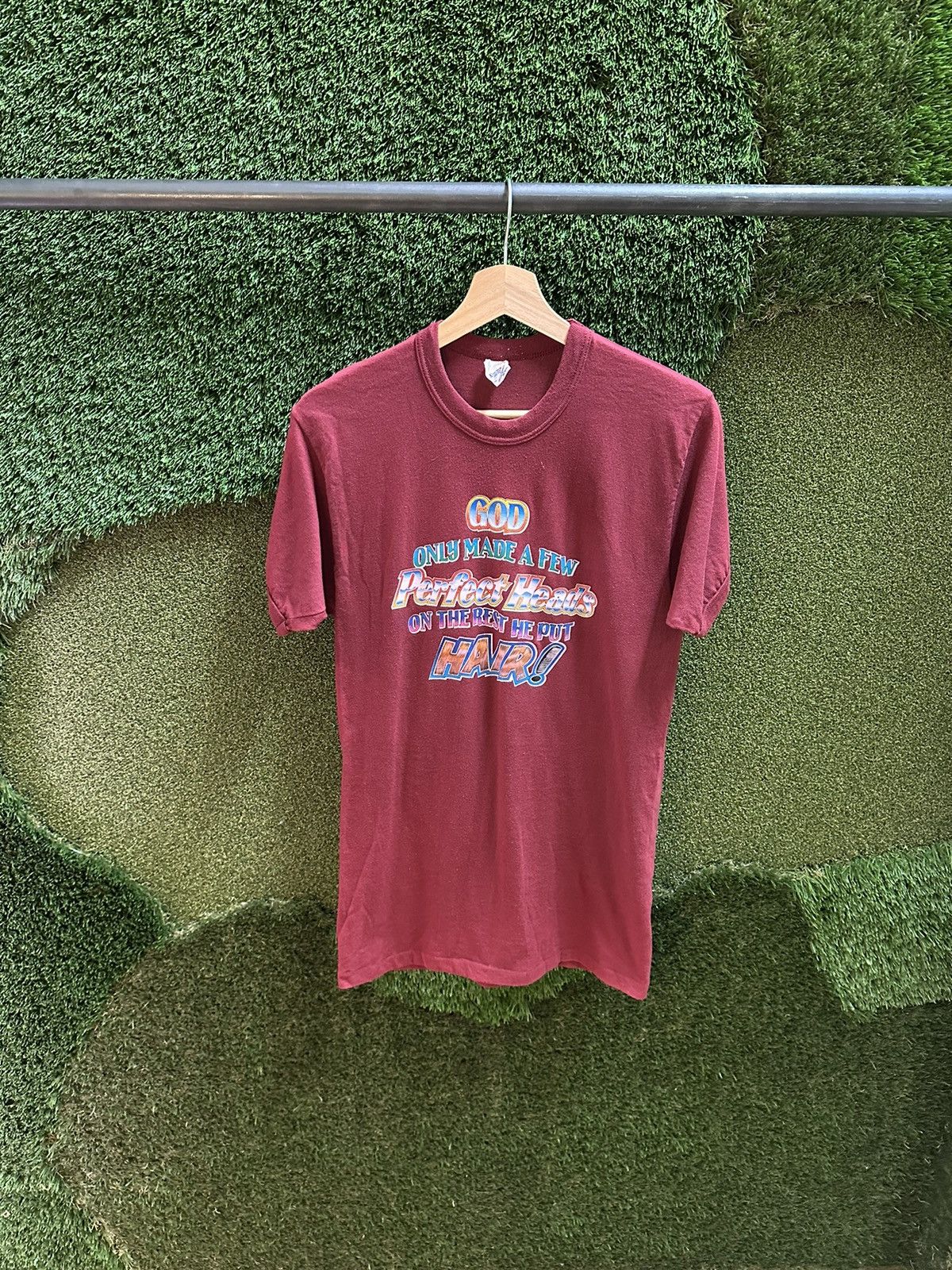 Vintage Vintage 1980s God Made Few Perfect Heads T-shirt Small Size US S / EU 44-46 / 1 - 1 Thumbnail