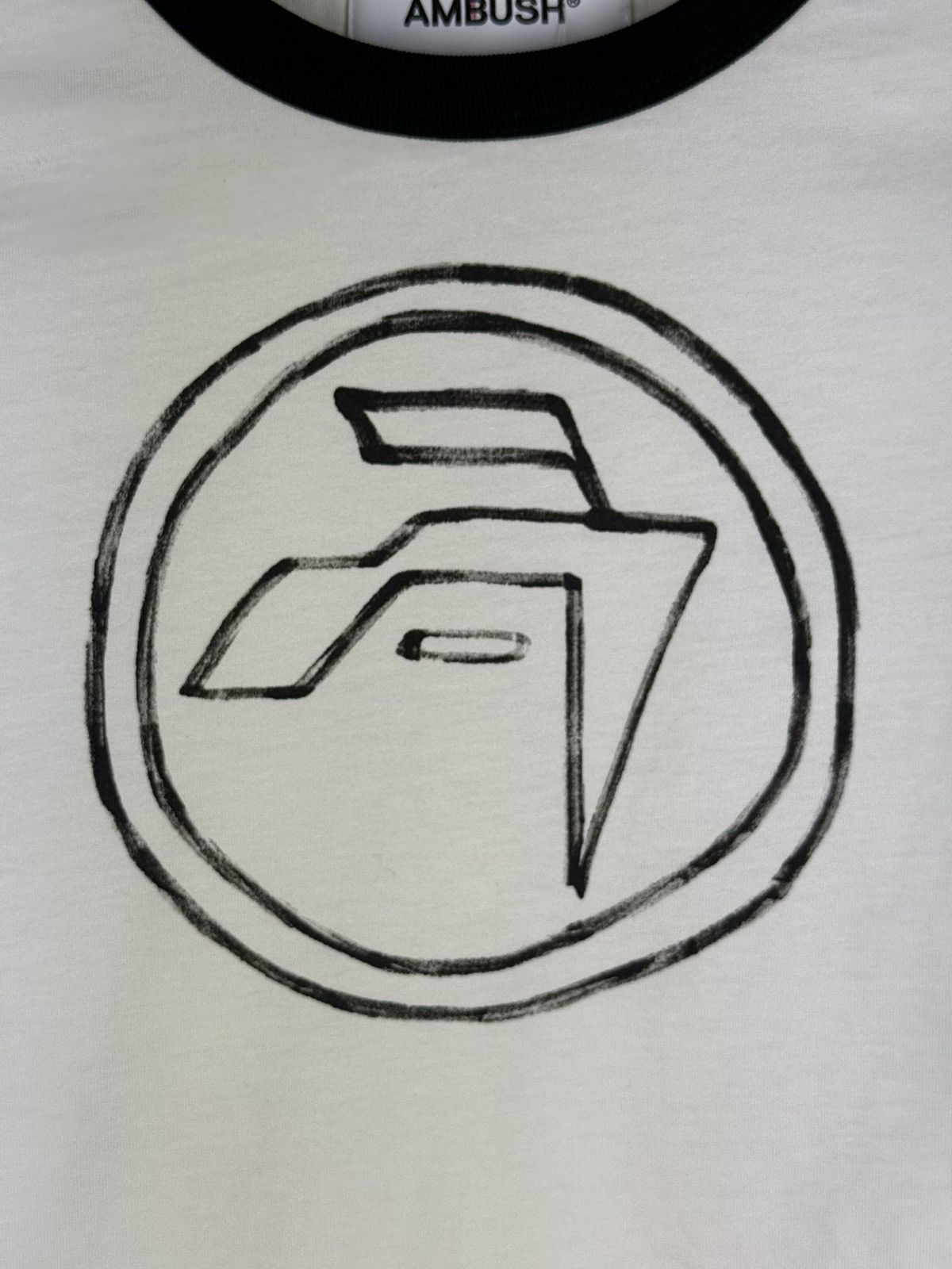 Ambush Design Ambush Hand Drawn Emblem Baby Tee Short Sleeve T Shirt Size XS / US 0-2 / IT 36-38 - 8 Thumbnail