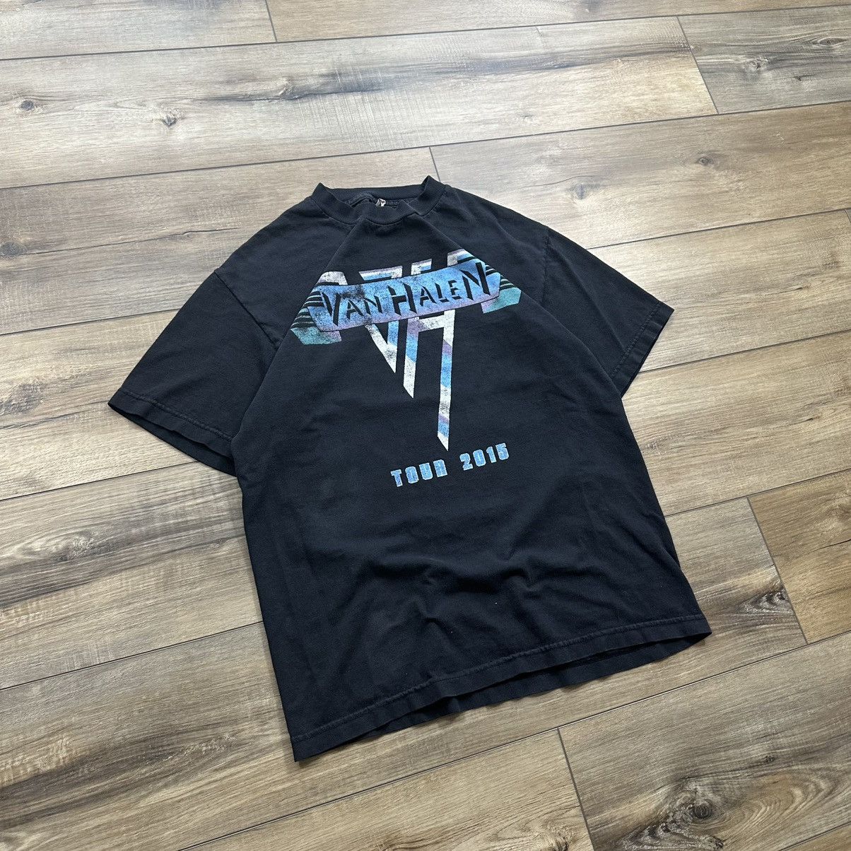 Other Van Halen Live on Tour 2015 Graphic Band Tee Size US M / EU 48-50 / 2 - 2 Thumbnail