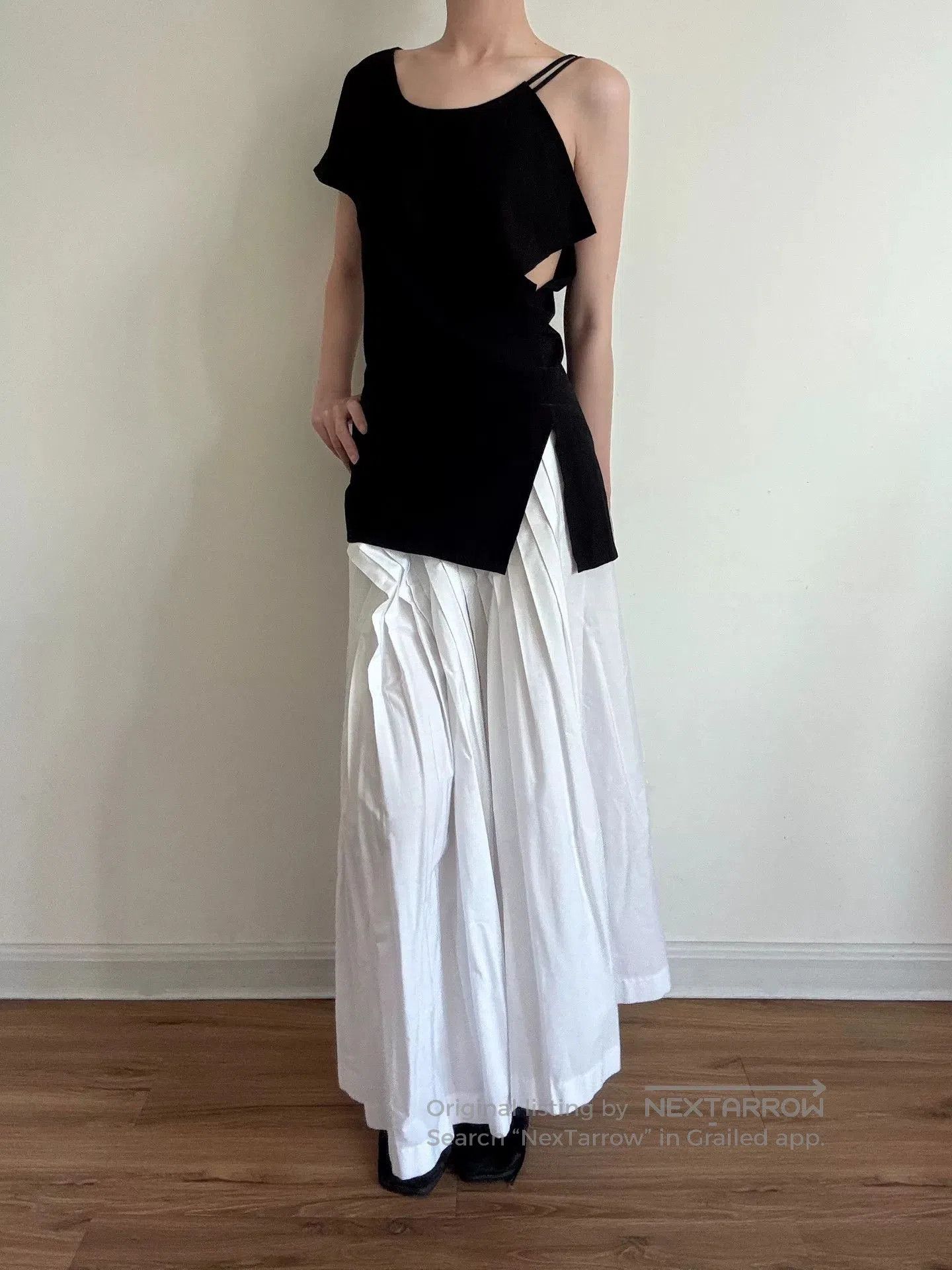 Yohji Yamamoto Black Asymmetric Shoulder Top by Limi Feu. Size S / US 4 / IT 40 - 6 Thumbnail