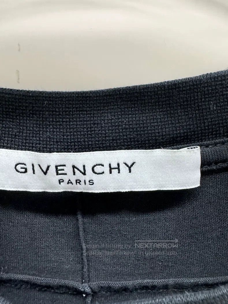 Givenchy Givenchy White Five-Star Short Sleeve Size US M / EU 48-50 / 2 - 3 Thumbnail