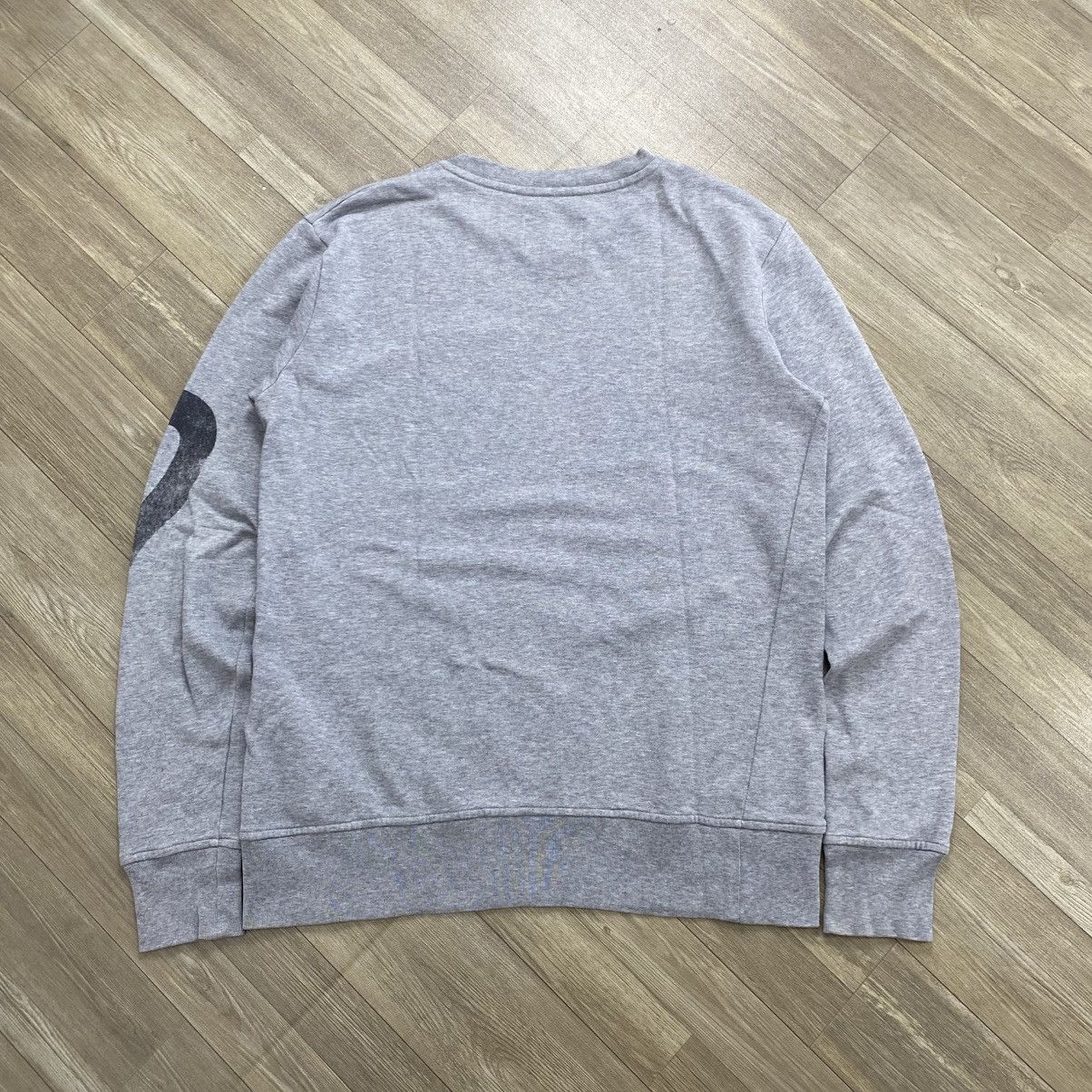 Vivienne Westwood 2000s Vivienne Westwood Climate Revolution Grey Sweatshirt Size US S / EU 44-46 / 1 - 13 Thumbnail