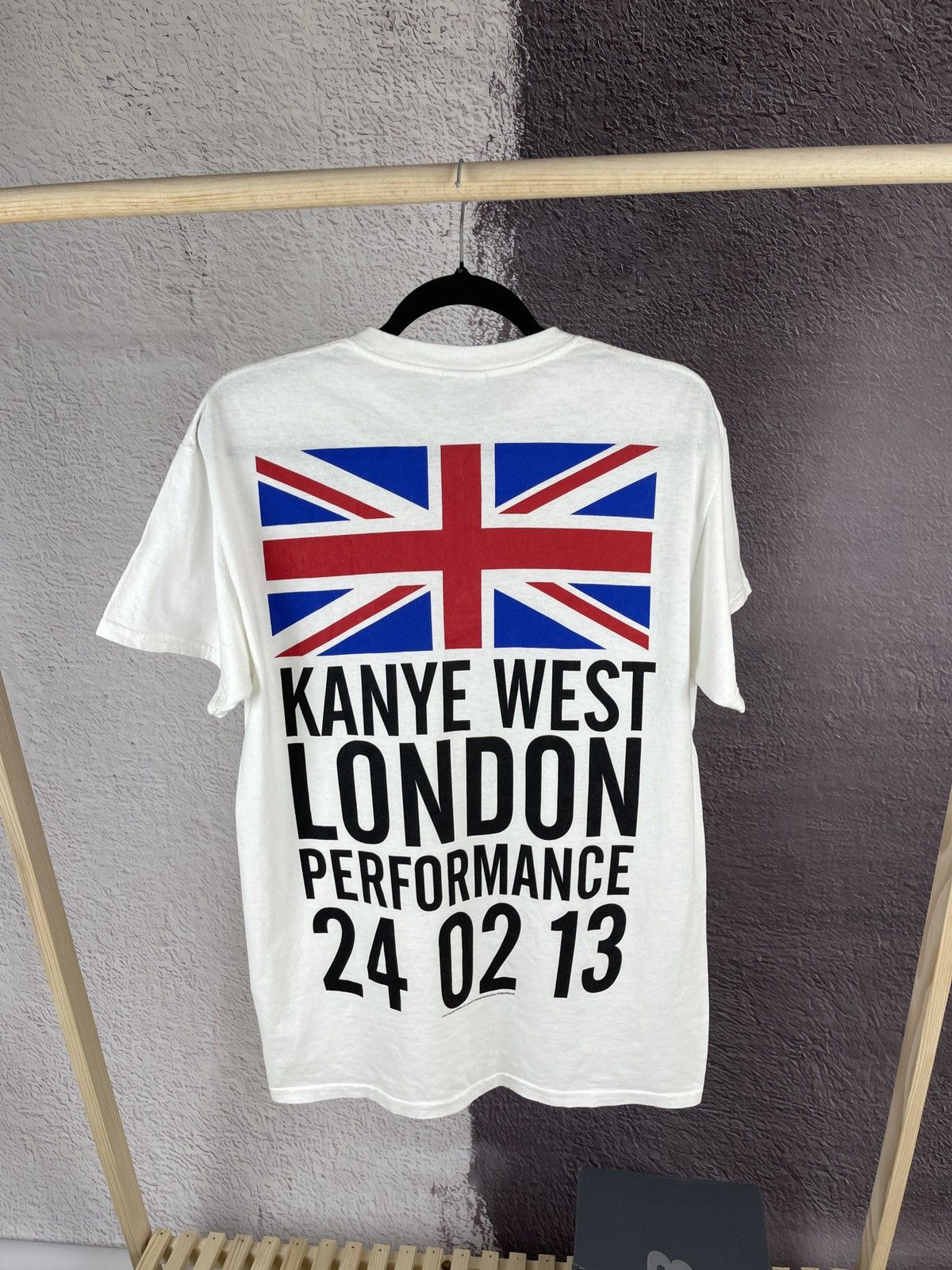 Band Tees × Gildan × Kanye West 2013 Kanye West London Performance 23 02 13 Tour T-shirt Size US M / EU 48-50 / 2 - 1 Thumbnail