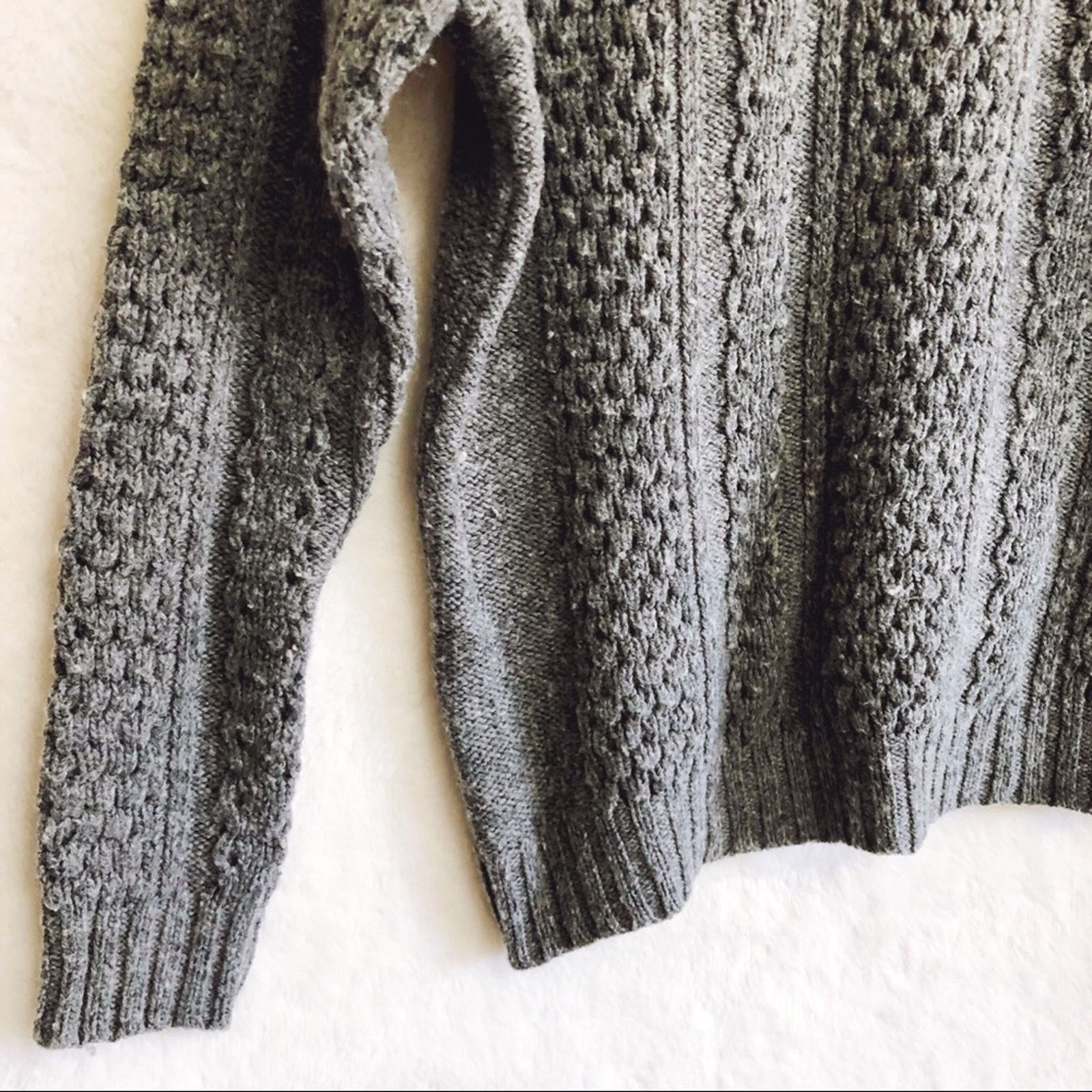 Forever 21 Forever 21 Gray Knit Long Sleeve Sweater Size S / US 4 / IT 40 - 4 Thumbnail