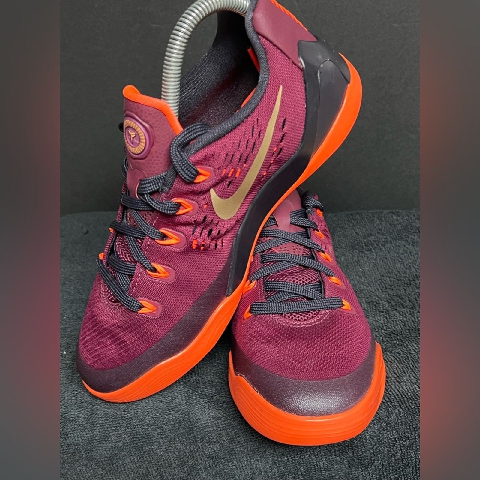 Nike Nike Kobe 9 IX Burgundy Gold Crimson GS 4.5Y Mamba Shoes Size US 6 / IT 36 - 4 Thumbnail
