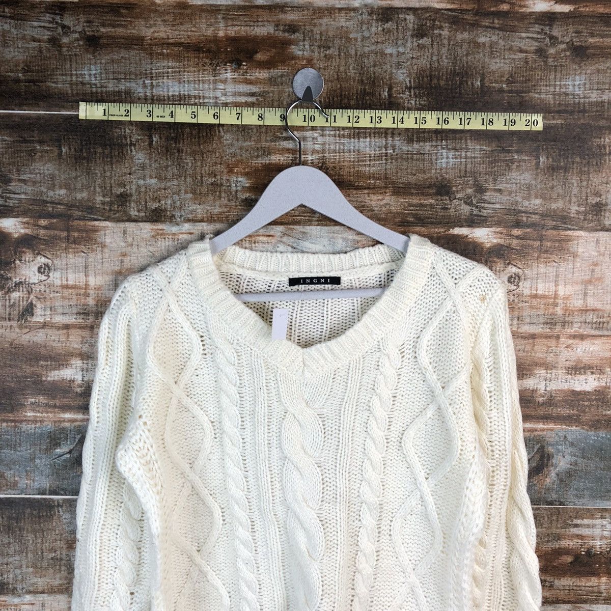 Aran Isles Knitwear × Homespun Knitwear × Japanese Brand Ingni White cable Knitwear vintage sweater #A1536 Size S / US 4 / IT 40 - 2 Thumbnail