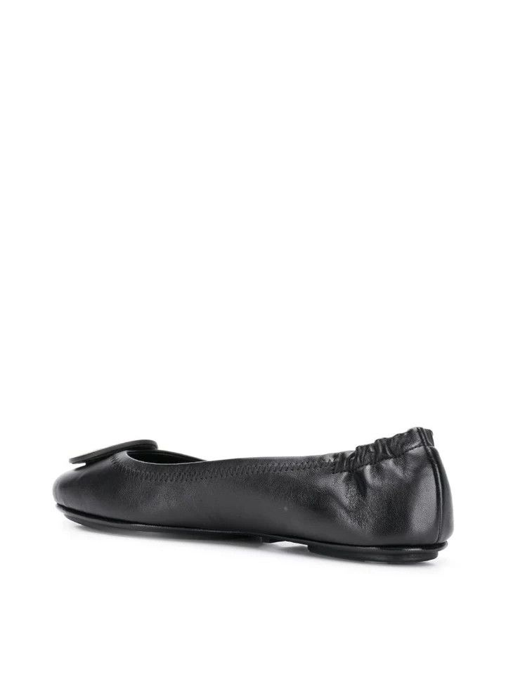 o1s22i1n1024 Shiny Leather Ballet Flats in Black