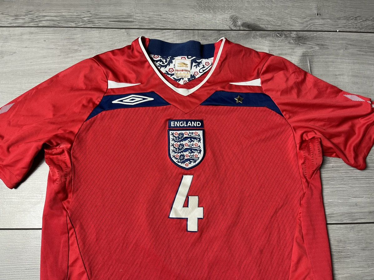 Umbro ENGLAND Football Shirt 2008/09/10 Away Umbro GERRAD 4 Size US S / EU 44-46 / 1 - 3 Thumbnail
