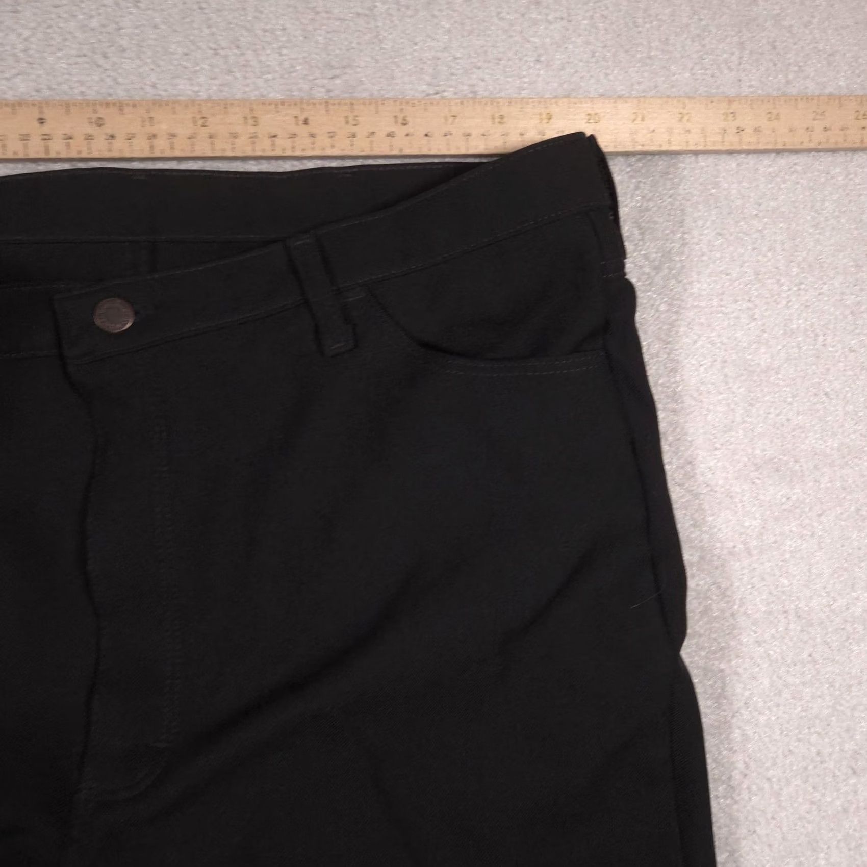 Wrangler Wrangler Jeans Mens 42x29 Black Denim Straight Leg Regular Fit 82BK Casual Pants Jeans Size US 42 / EU 58 - 5 Thumbnail