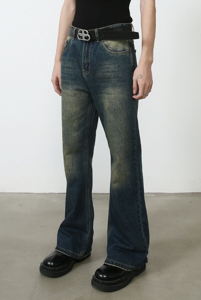 Japanese Brand × Jean Men's blue vintage washed distressed straight bootcut jeans Size US 32 / EU 48 - 2 Thumbnail