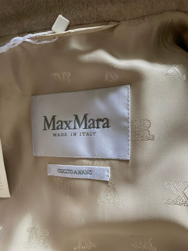 Max Mara Max Mara All cashmere overcoat Size M / US 6-8 / IT 42-44 - 5 Thumbnail