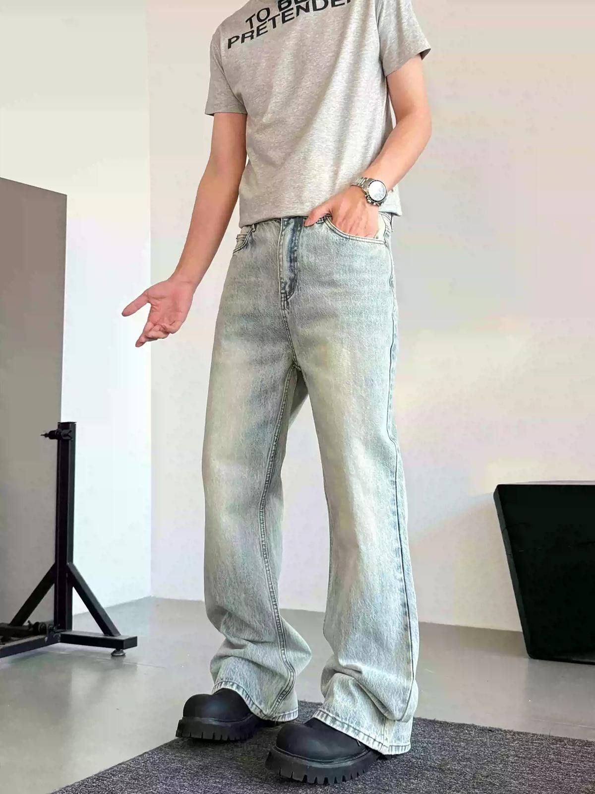 Other Light Wash Flared Jeans Size US 30 / EU 46 - 2 Thumbnail
