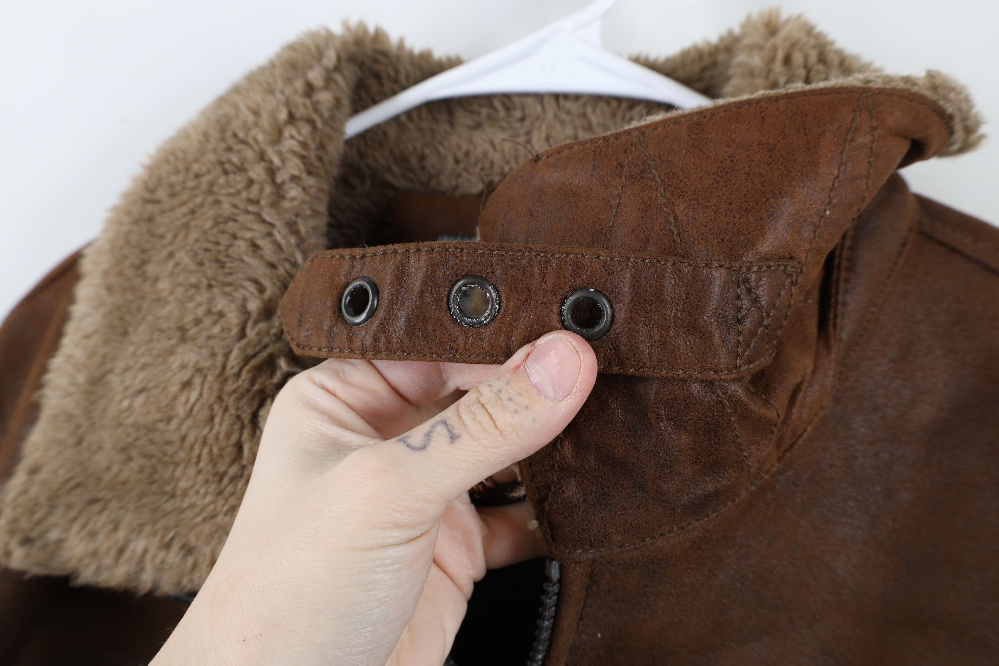 Johnston & Murphy × Vintage Vintage Johnston & Murphy Military B3 Bomber Jacket Brown Size US XXL / EU 58 / 5 - 5 Thumbnail